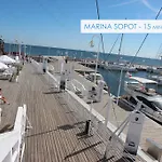 Lovesopot Luxury Terrace