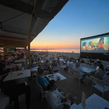 Lovesopot Luxury Terrace *